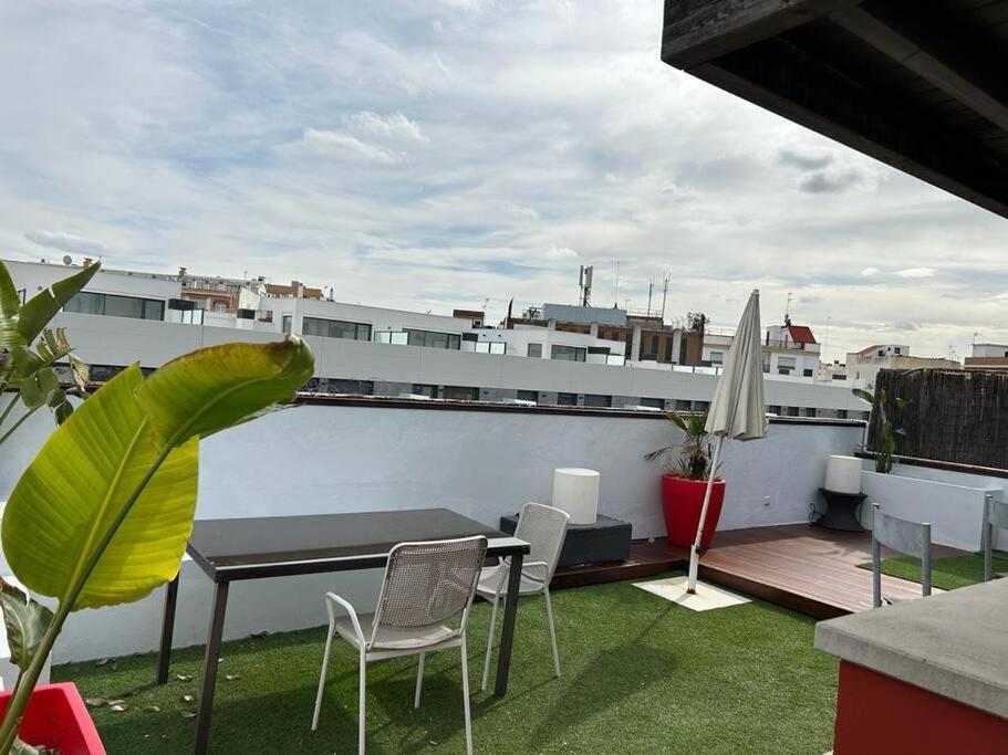 Hispalis Atico Santa Cruz Sevilla Exterior foto